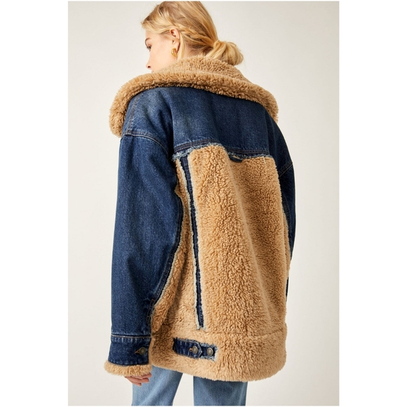 FREE PEOPLE Holly Cozy Denim Jacket sz M Women's Faux Shearling Fur Jean - Picture 3 of 10